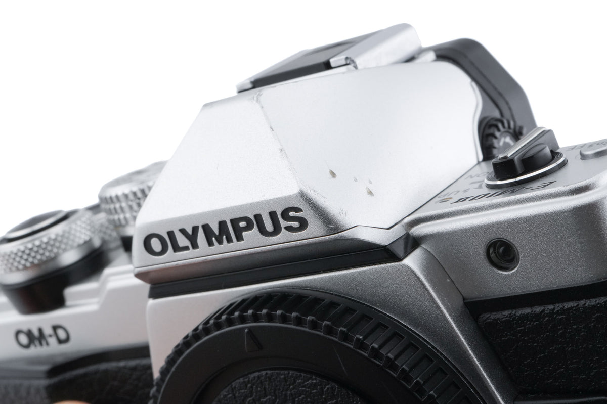 Olympus OM-D E-M10 Mark II