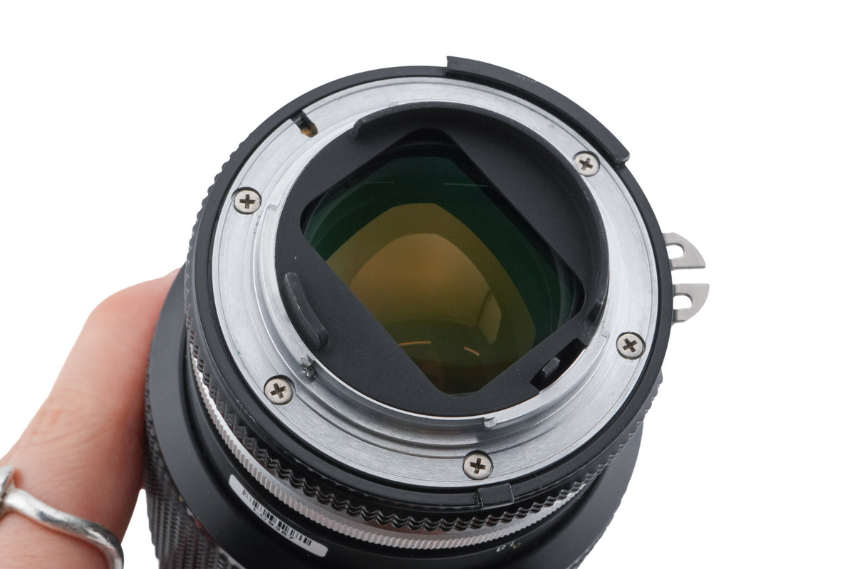 Nikon 80-200mm f4.5 Zoom-Nikkor AI