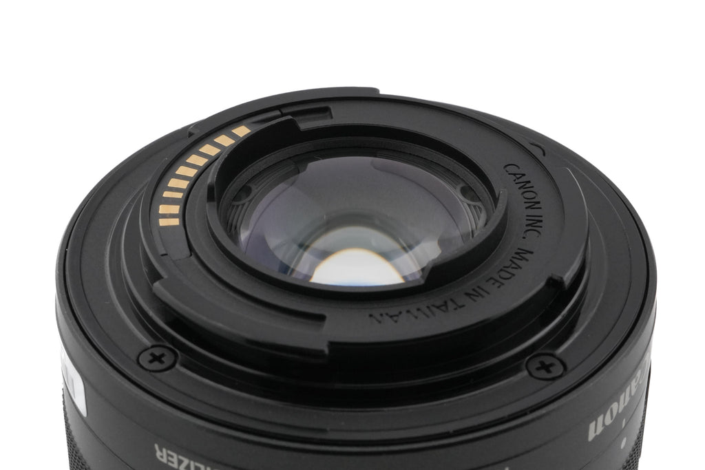 Canon 15-45mm f3.5-6.3 IS STM