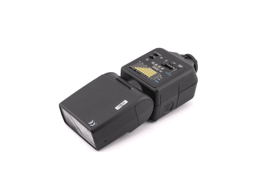 Vivitar 740AFC Auto Focus Zoom Flash
