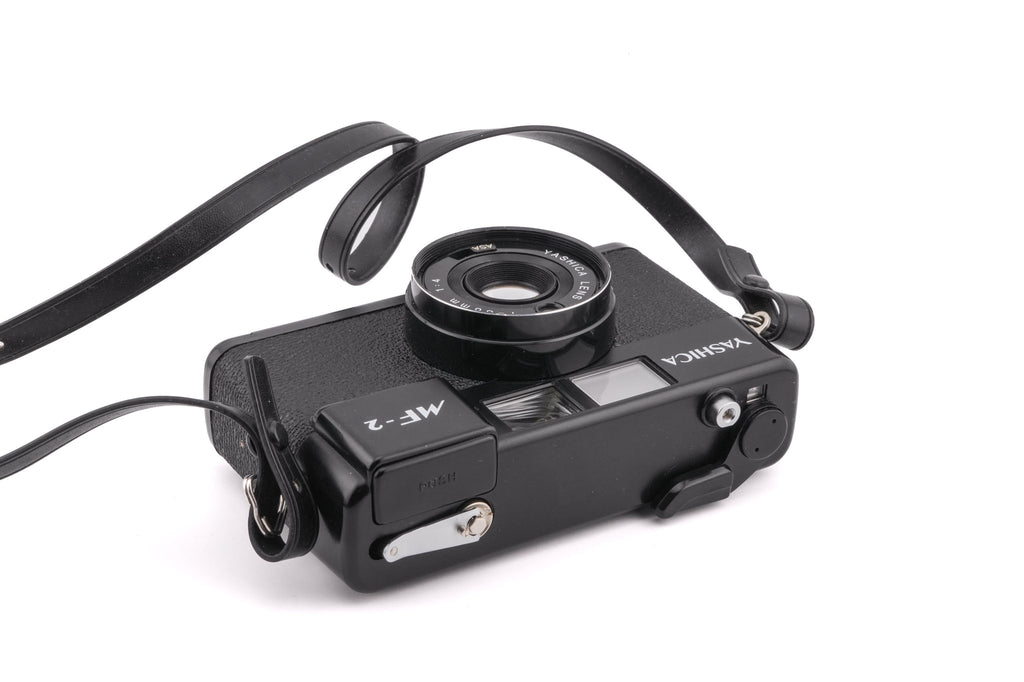 Yashica MF-2