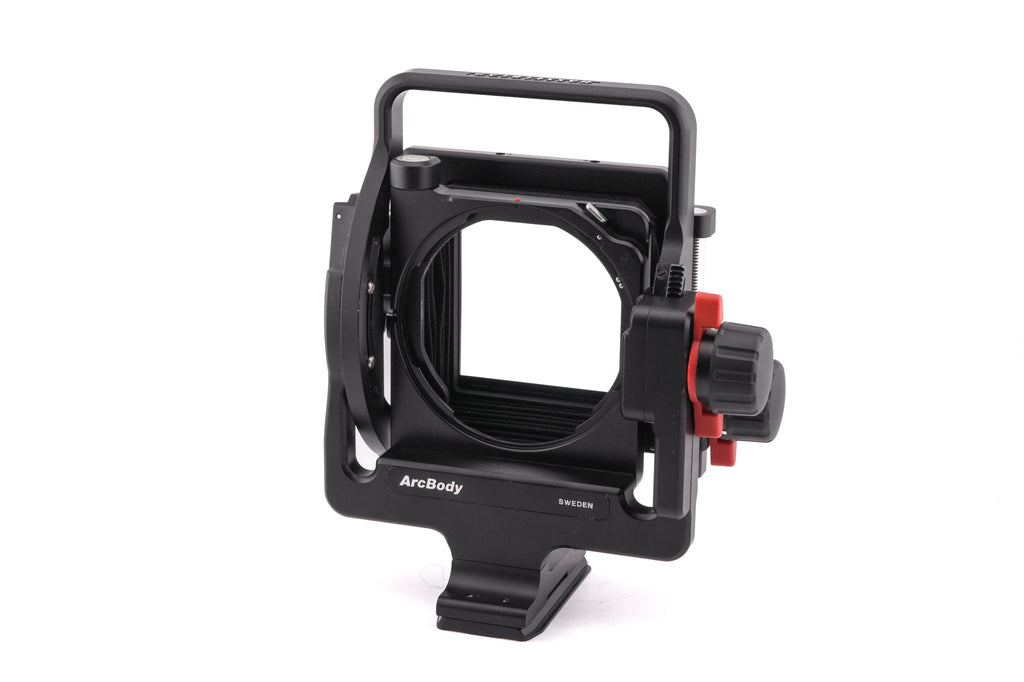 Hasselblad ArcBody (17015) + 45mm f4.5 APO-Grandagon (27045) + Focusing Screen Adapter Standard (41057) + Reflex Viewfinder RMFX (47070) + Small Correction Slide (47003) + Medium Correction Slide (47007) + Large Correction Slide (47011) + Cable Release (5