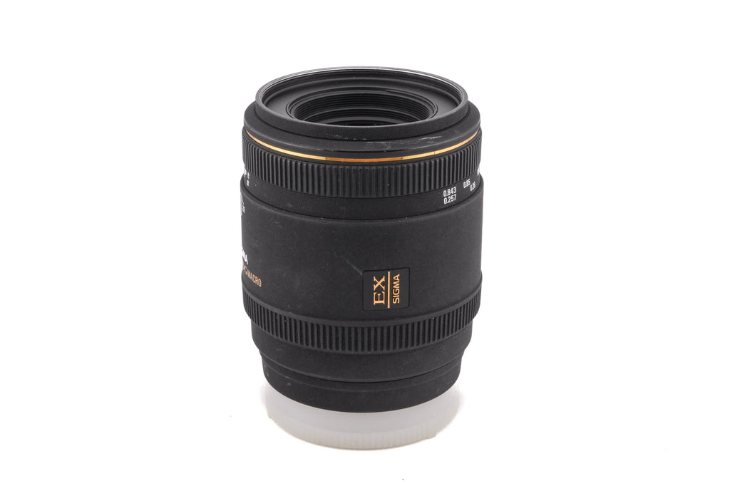 Sigma 70mm f2.8 EX DG Macro