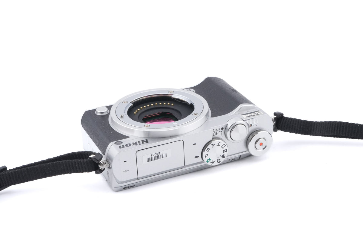 Nikon 1 J5