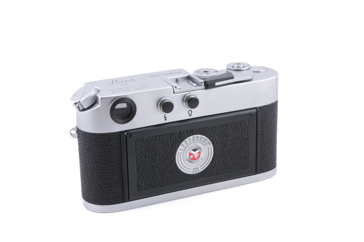 Leica M4 (Silver, 10400)