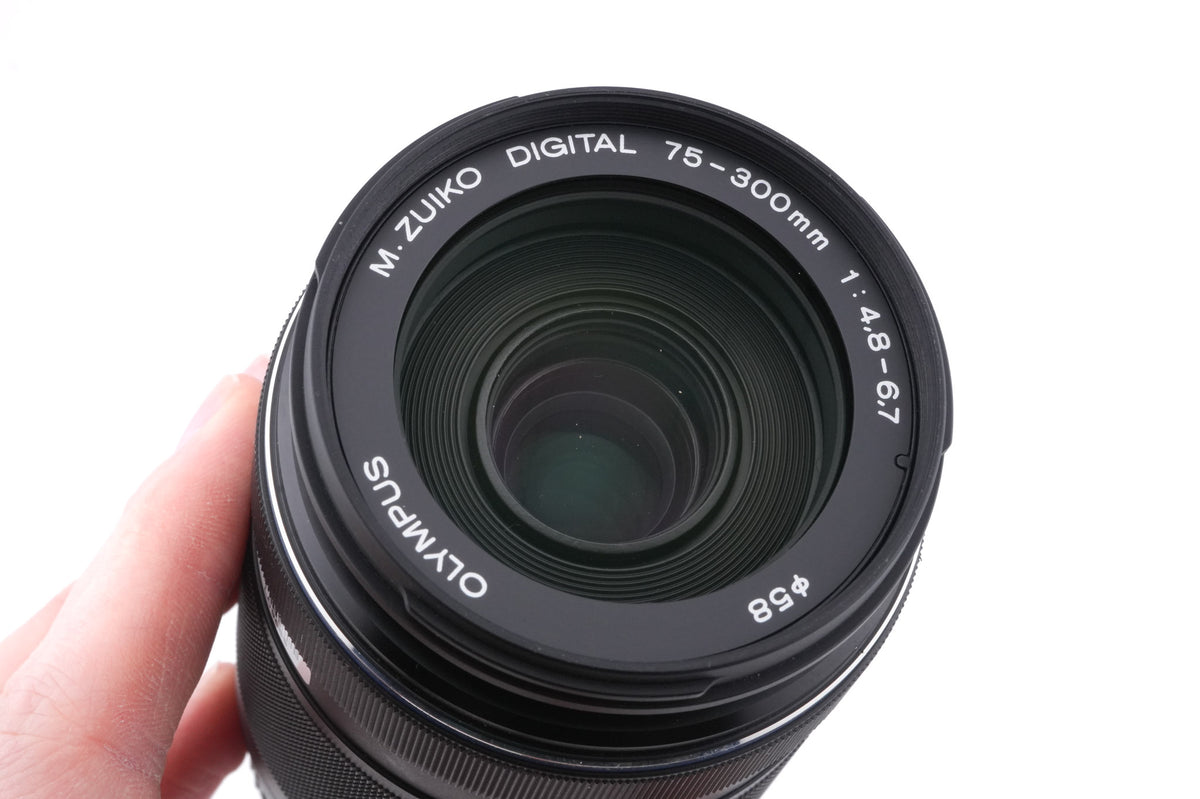 Olympus 75-300mm f4.8-6.7 M.Zuiko Digital II ED MSC