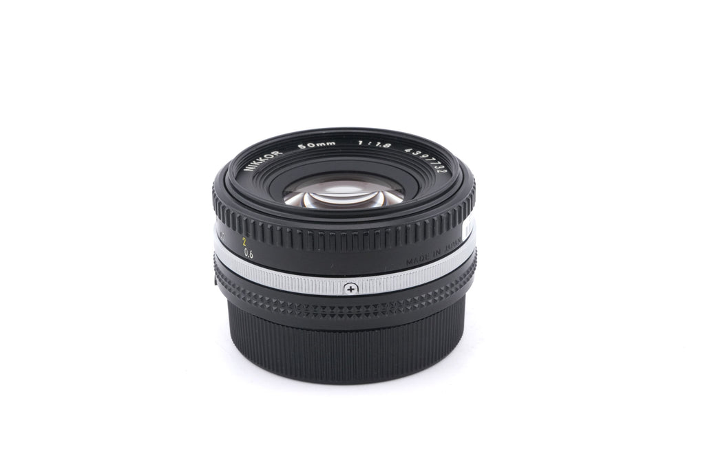 Nikon 50mm f1.8 Nikkor AI-S (0.6m)