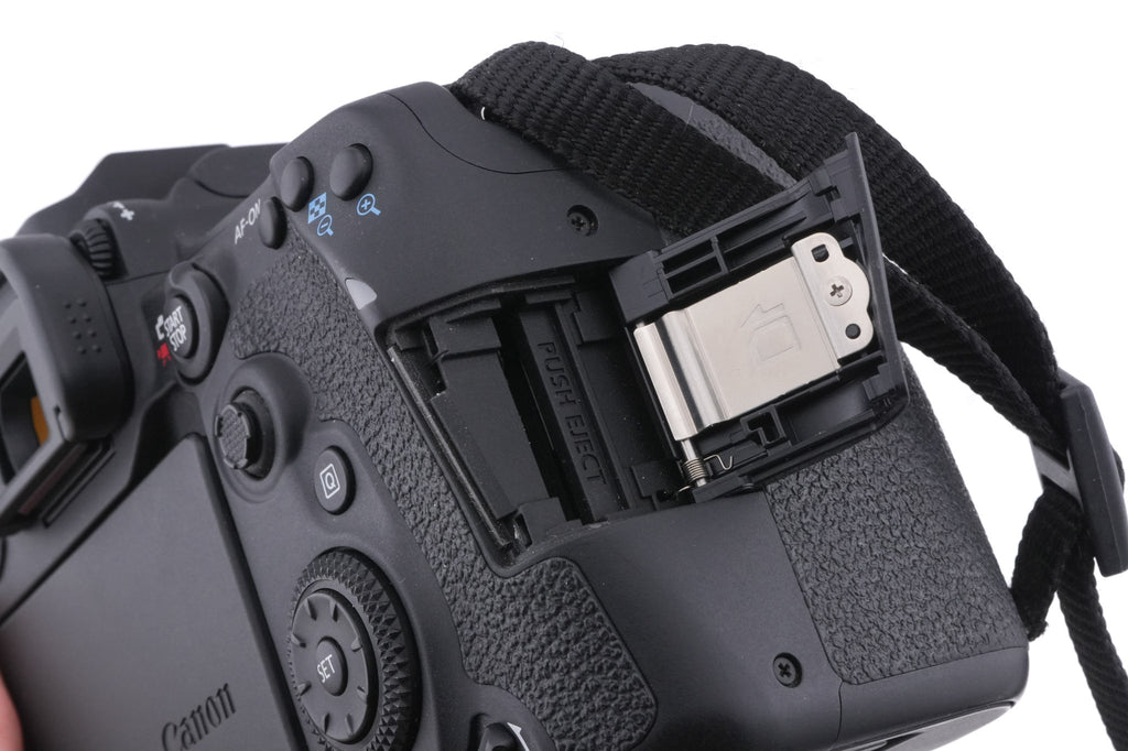 Canon EOS 90D