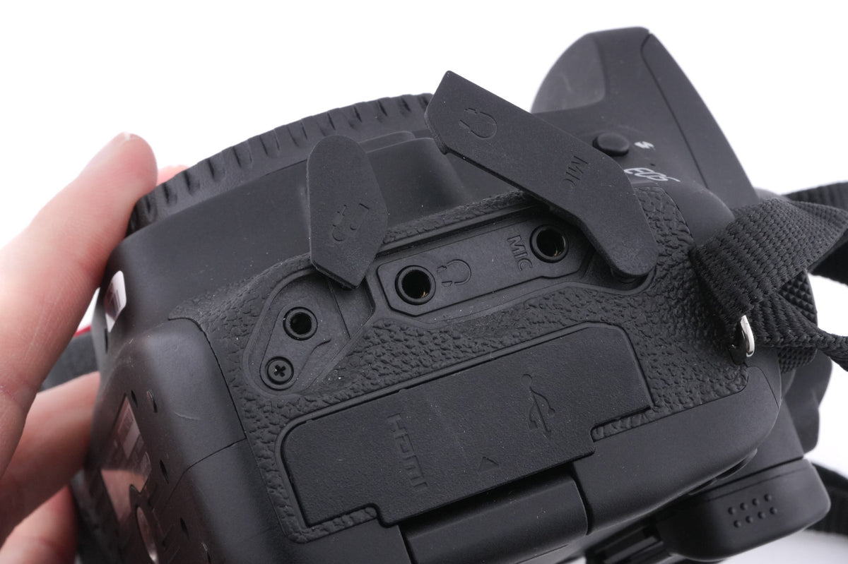 Canon EOS 90D