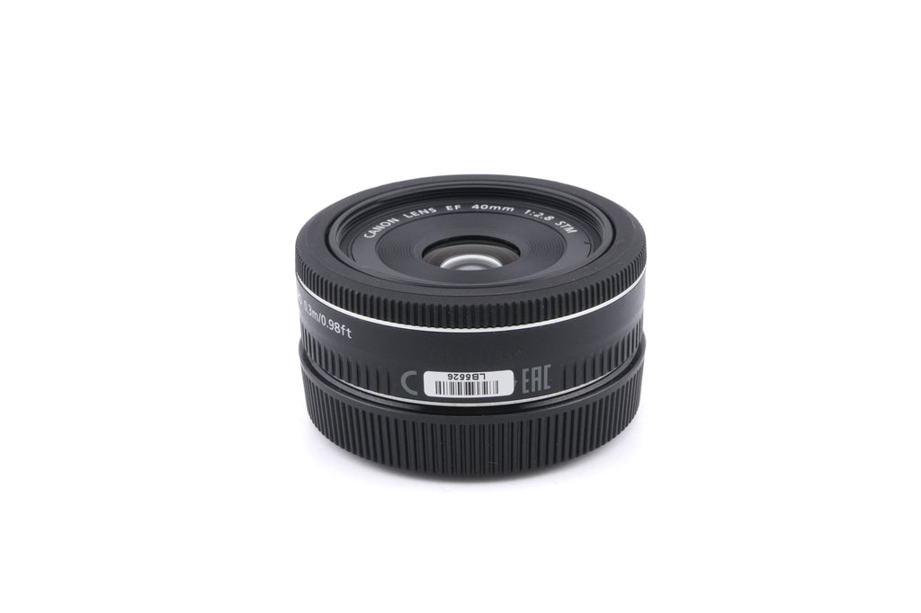 Canon 40mm f2.8 STM