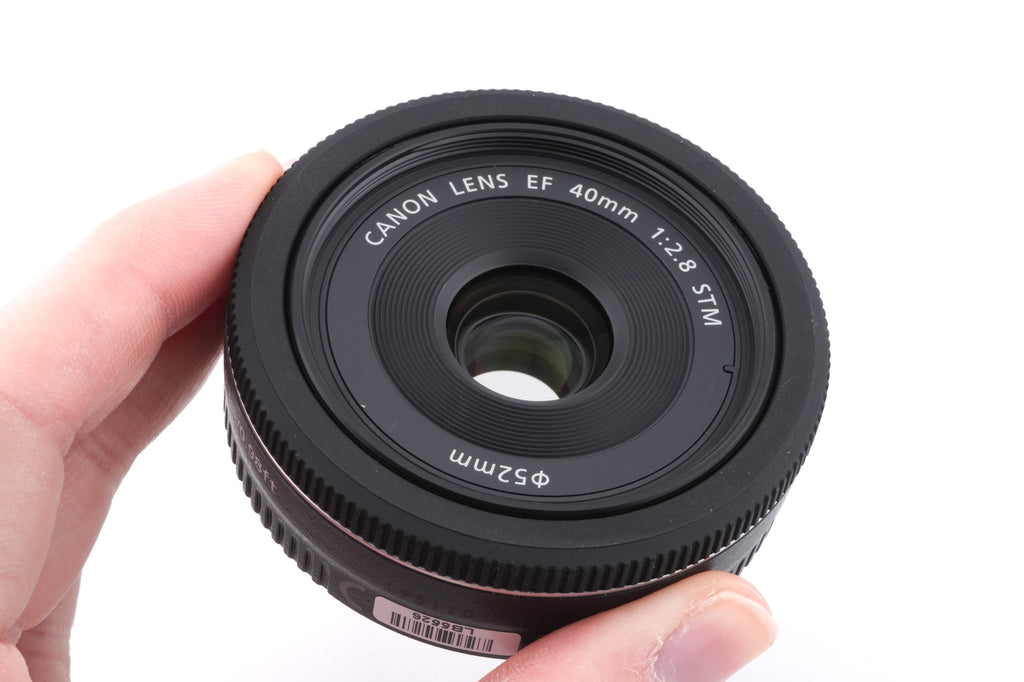Canon 40mm f2.8 STM