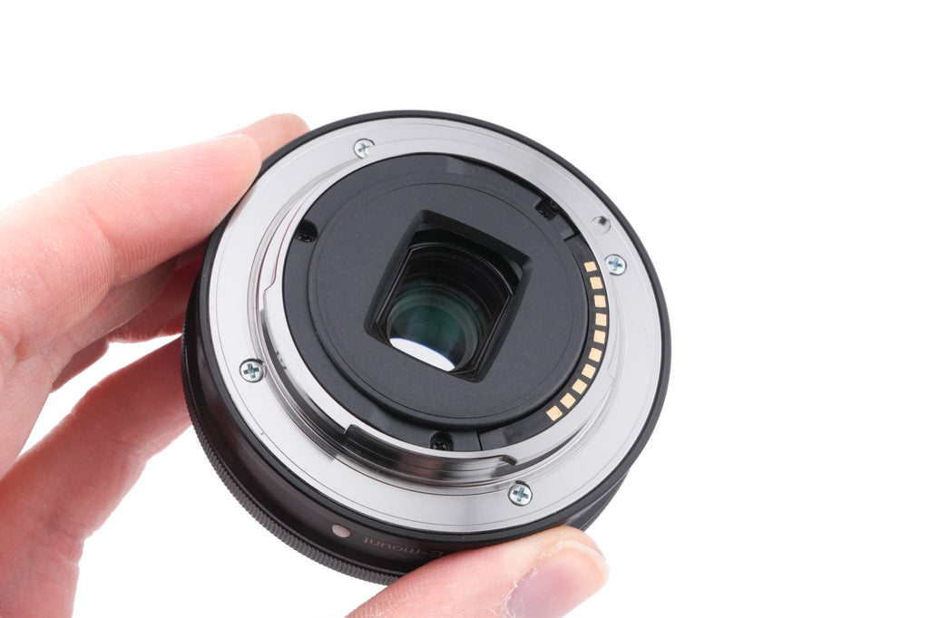 Sony 20mm f2.8 (SEL20F28)
