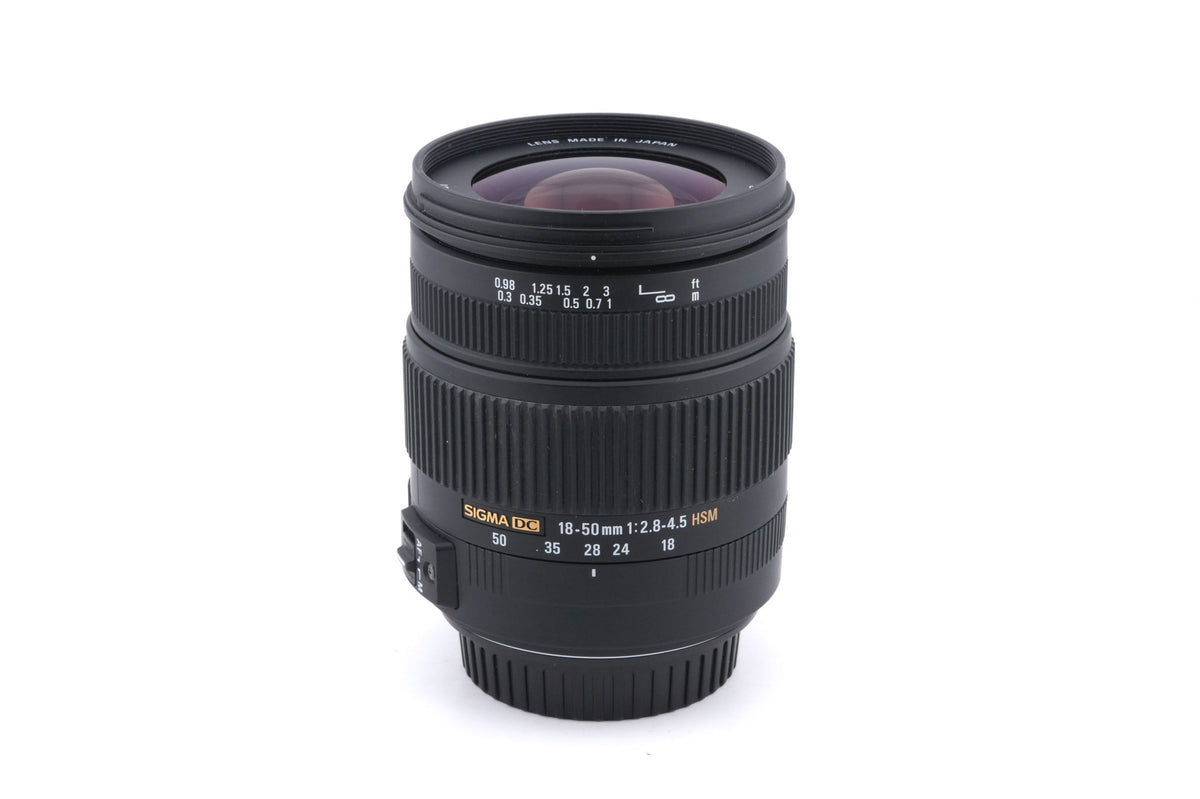 Sigma 18-50mm f2.8-4.5 DC OS HSM
