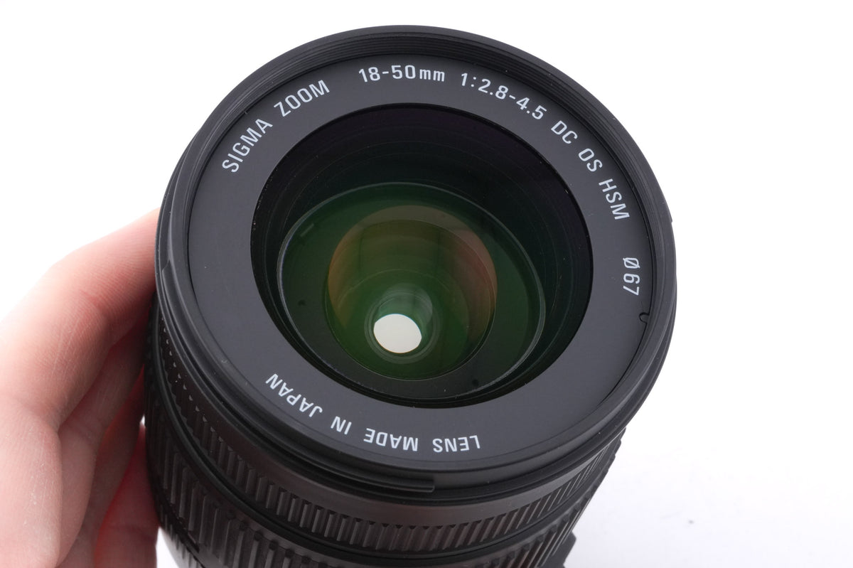 Sigma 18-50mm f2.8-4.5 DC OS HSM