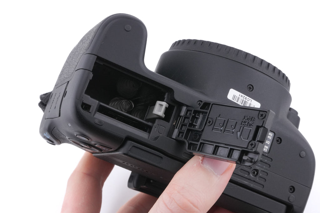 Canon EOS 250D
