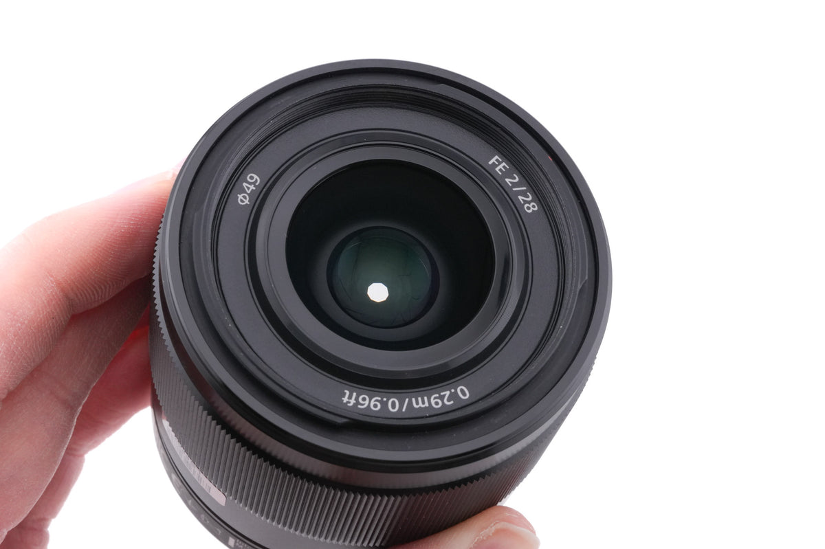 Sony 28mm f2 (SEL28F20)