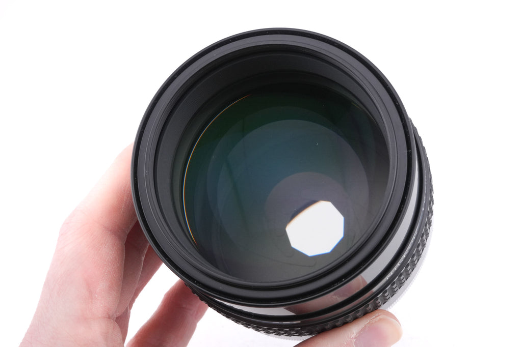 Nikon 105mm f1.8 Nikkor AI-S