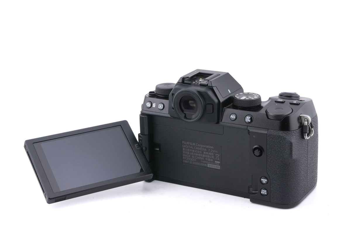 Fujifilm X-S10