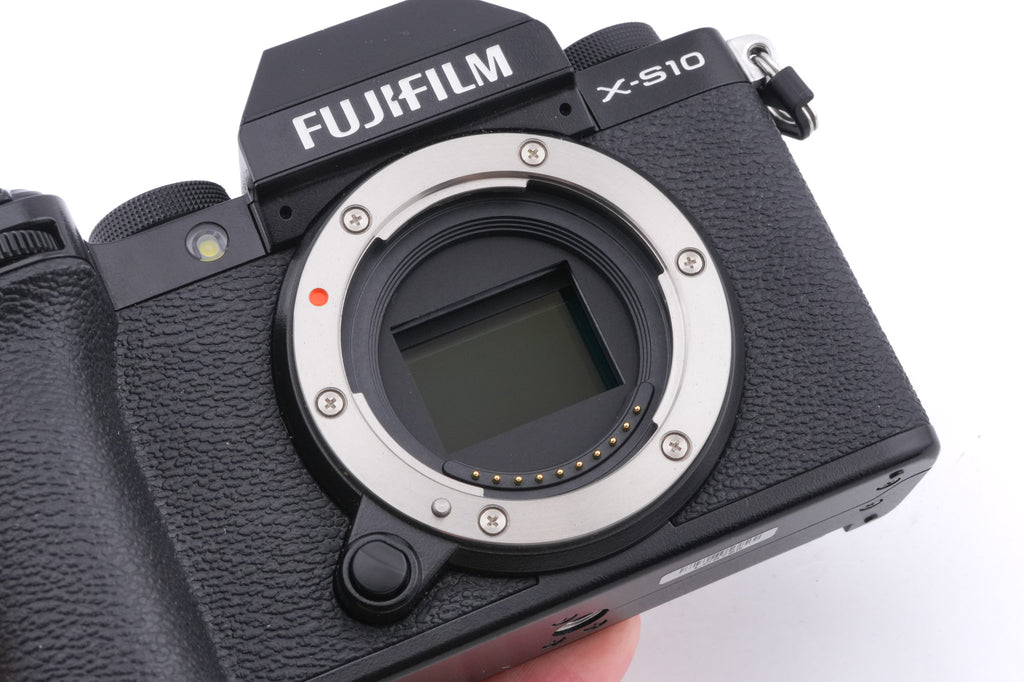 Fujifilm X-S10