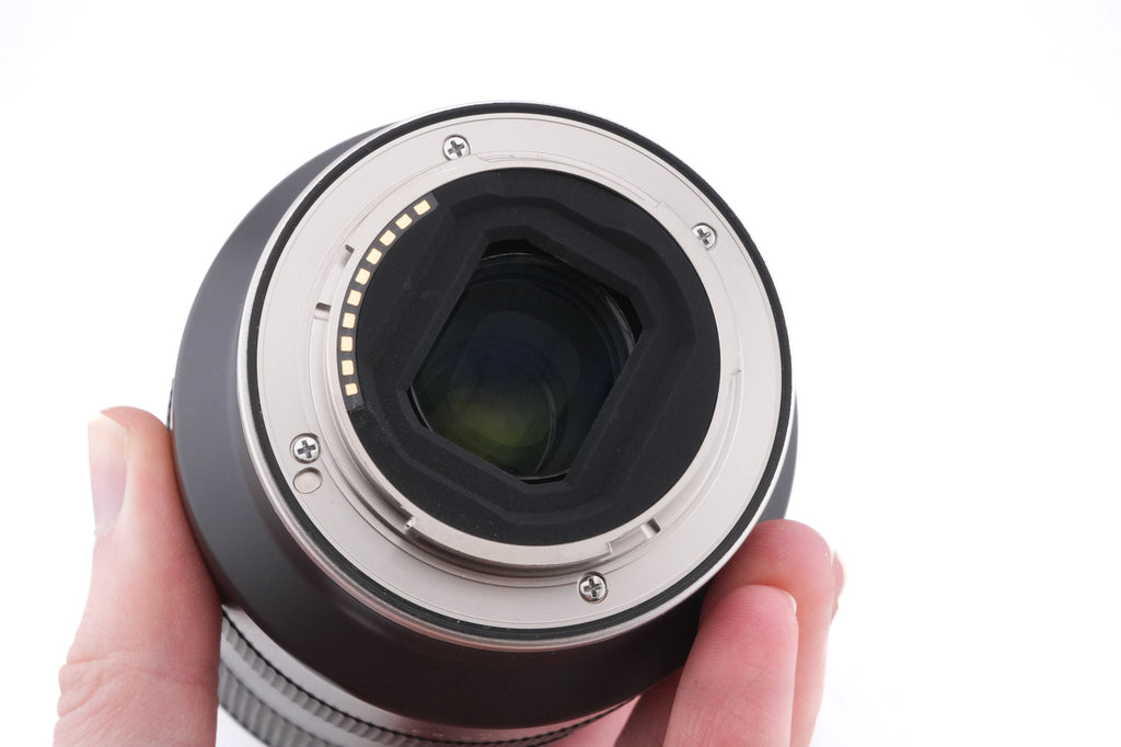 Tamron 18-300mm f3.5-6.3 DI III-A VC VXD (B061)