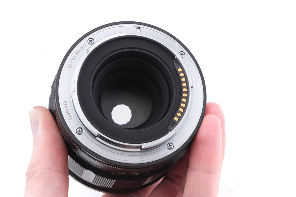 Voigtländer 75mm f1.5 Nokton Asph.