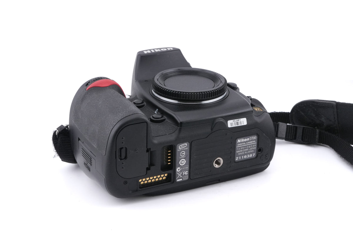 Nikon D700