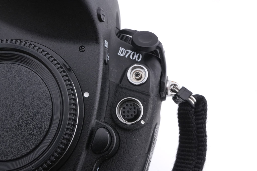 Nikon D700