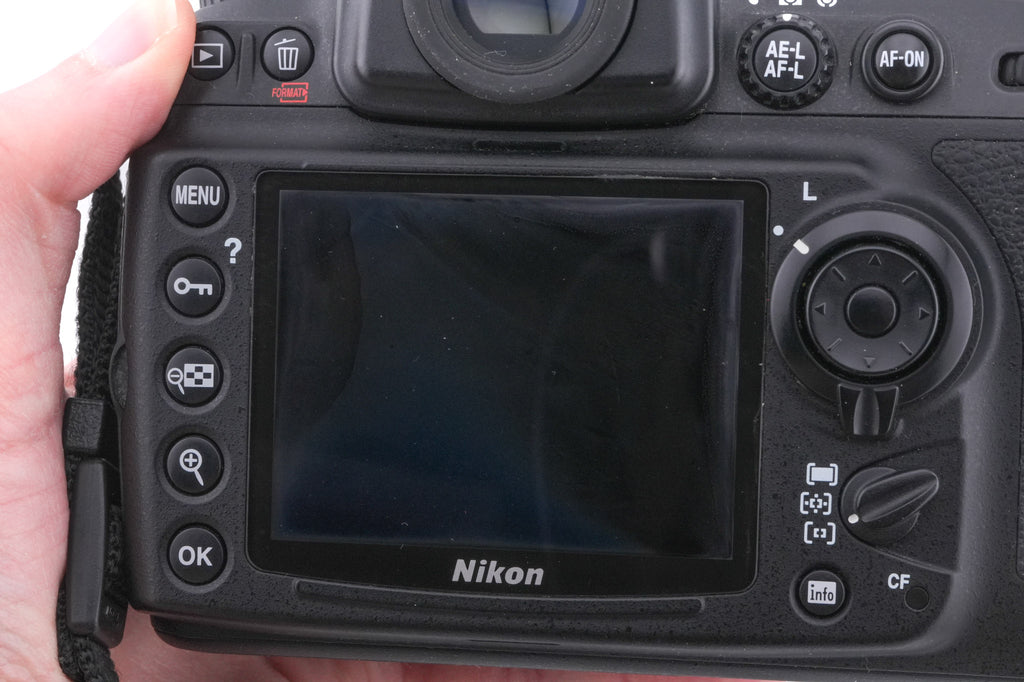 Nikon D700