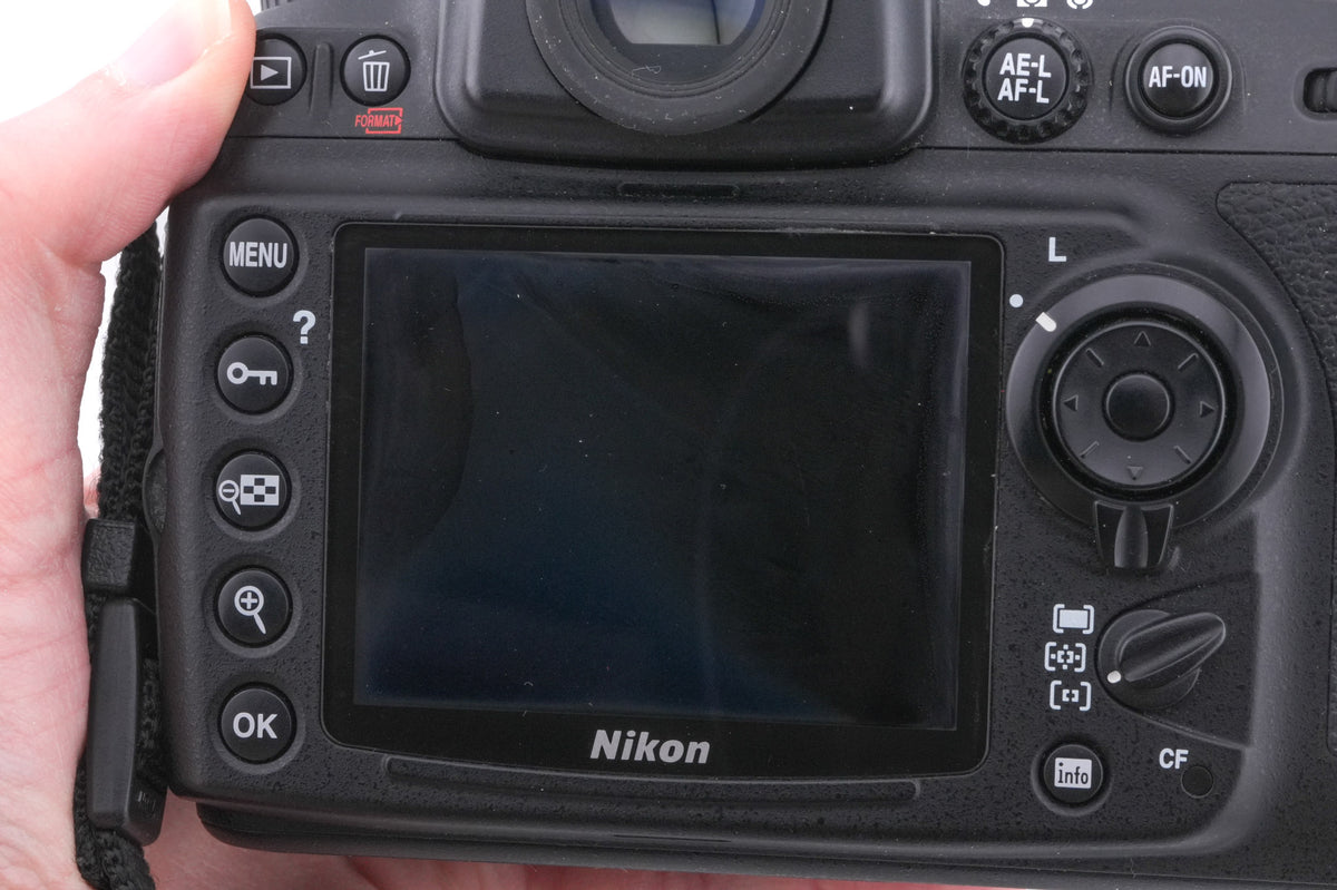 Nikon D700