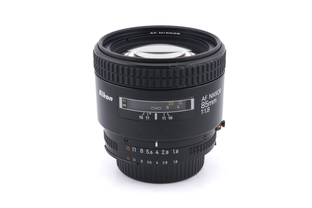 Nikon 85mm f1.8 AF Nikkor