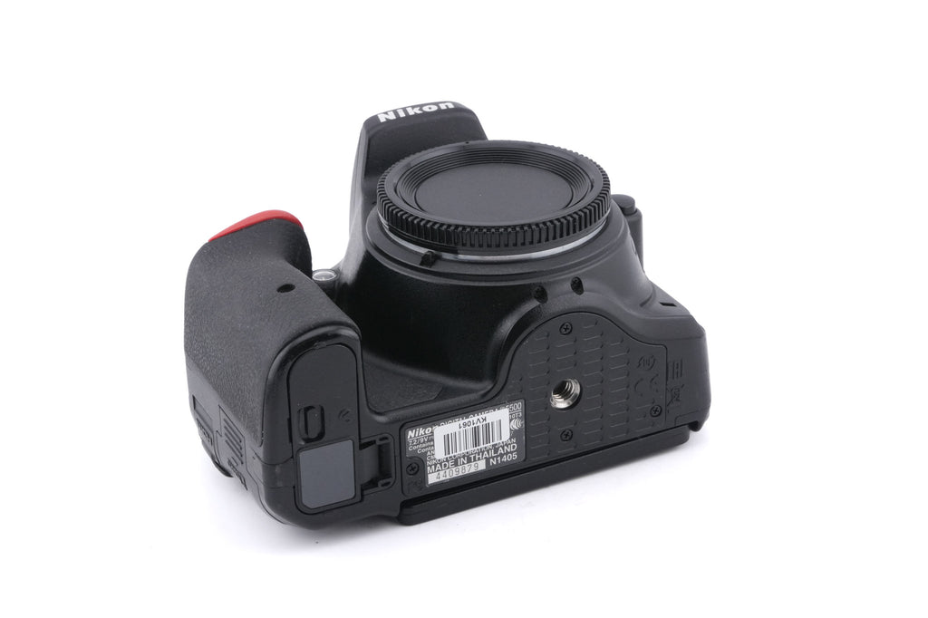 Nikon D5500