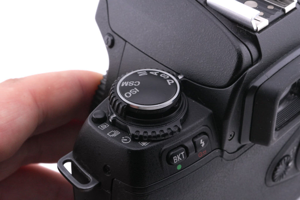 Nikon F80