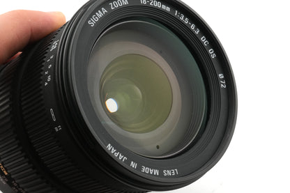 Sigma 18-200mm f3.5-6.3 DC OS