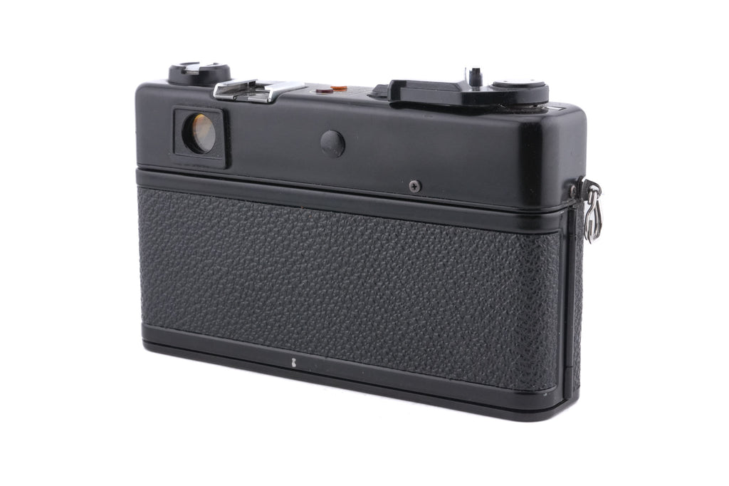 Yashica MG-1