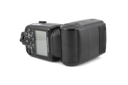 Nikon SB-900 Speedlight