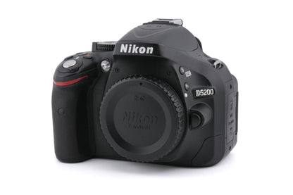 Nikon D5200