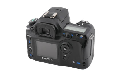 Pentax *ist DS