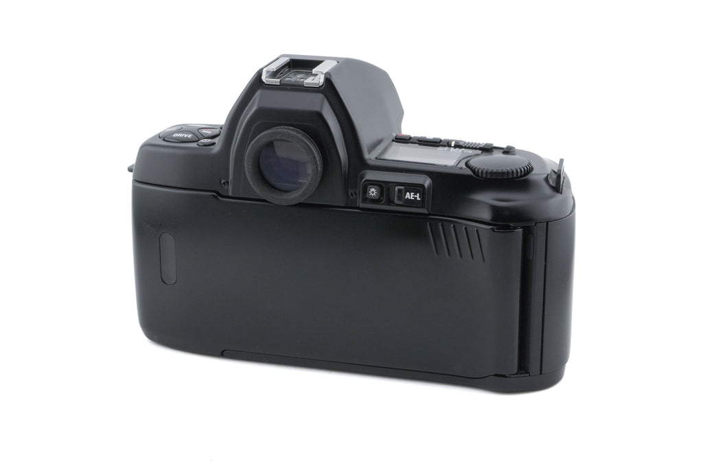 Nikon F-801