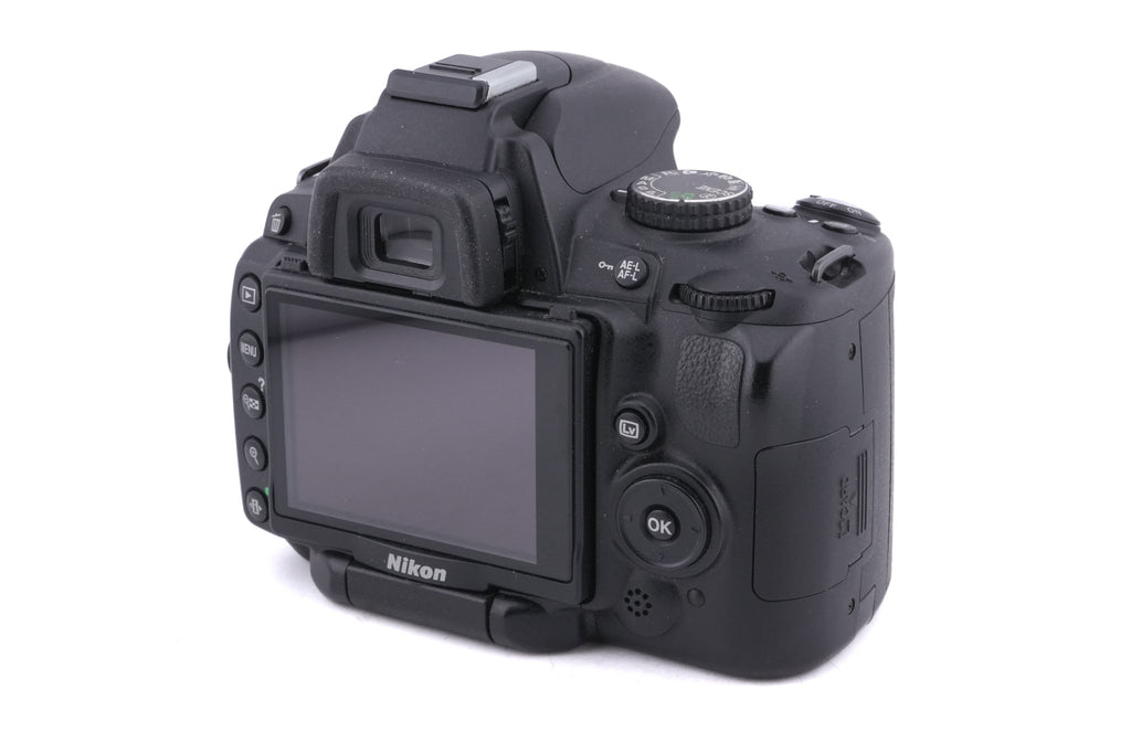 Nikon D5000