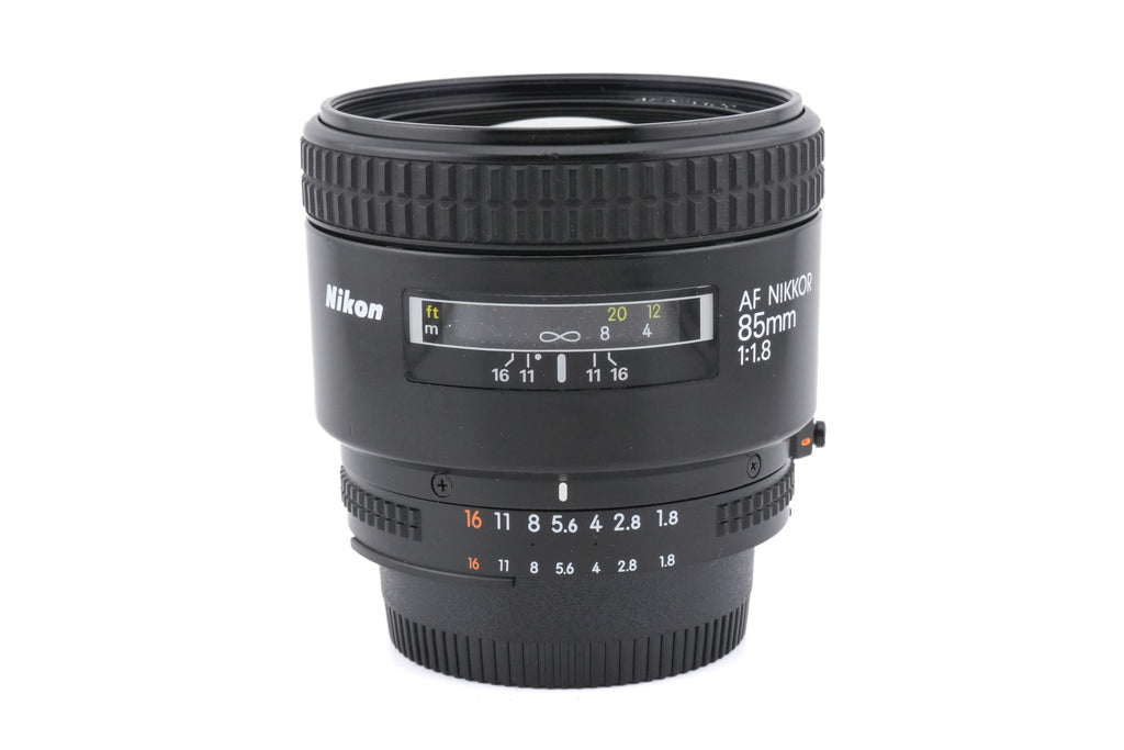 Nikon 85mm f1.8 AF Nikkor