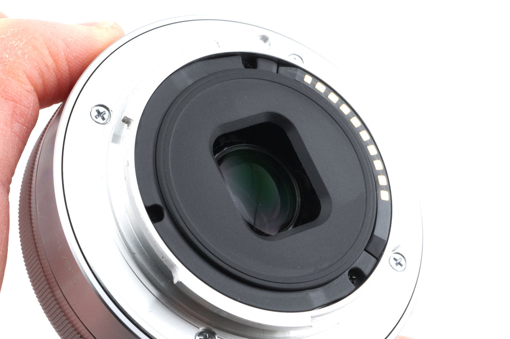 Sony 16mm f2.8 (SEL16F28)