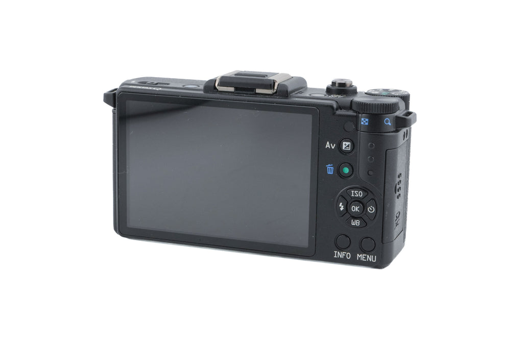 Pentax Q