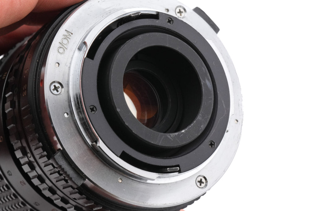Tokina 35-70mm f4 RMC