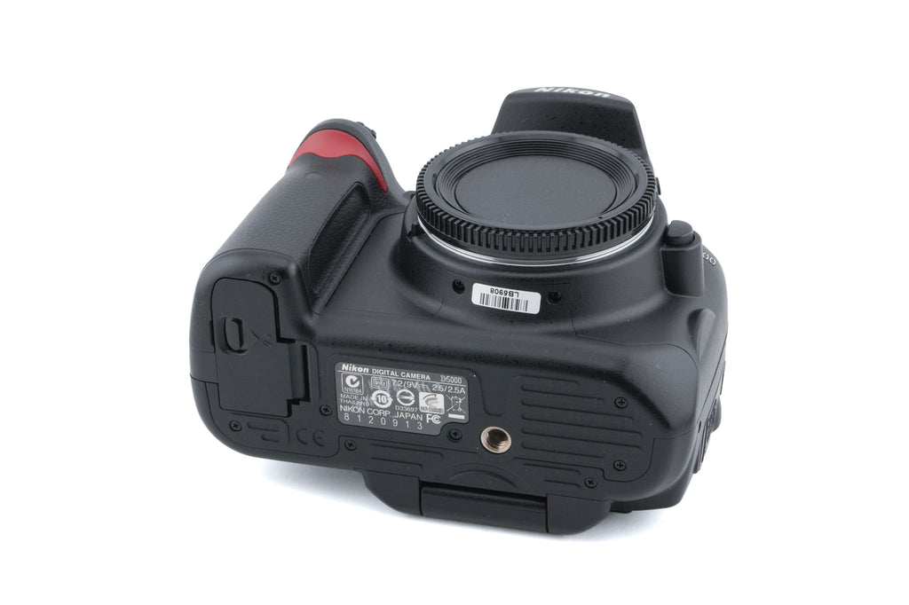Nikon D5000
