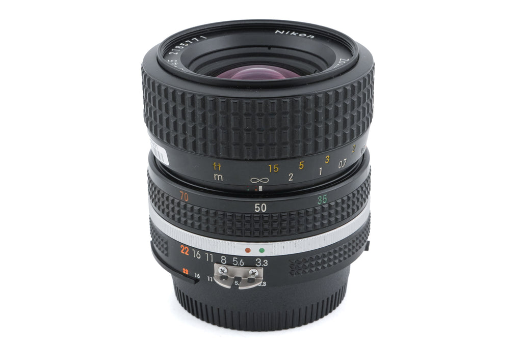 Nikon 35-70mm f3.3-4.5 Zoom-Nikkor AI-S