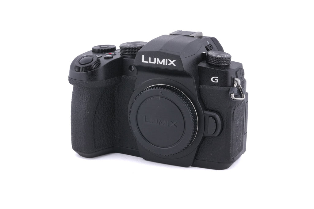 Panasonic Lumix DC-G90