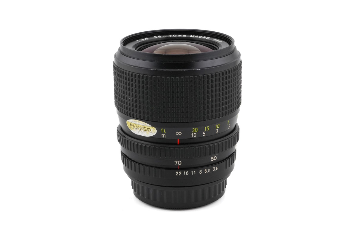 Ricoh 35-70mm f3.5 Rikenon XR Macro