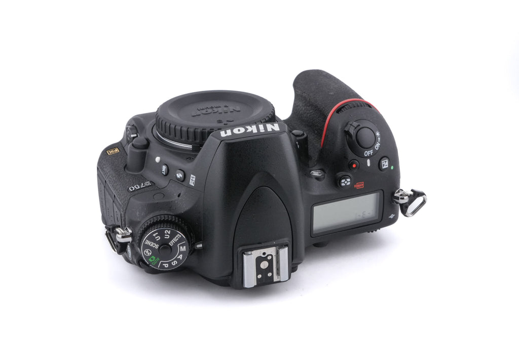 Nikon D750