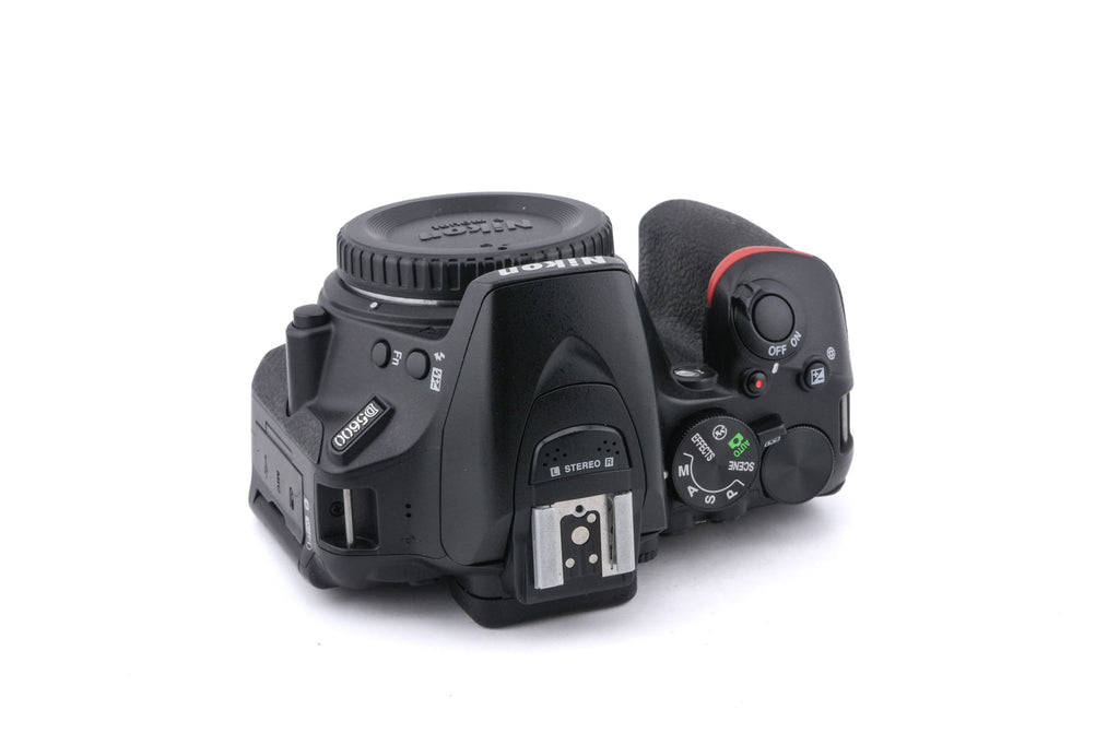 Nikon D5600