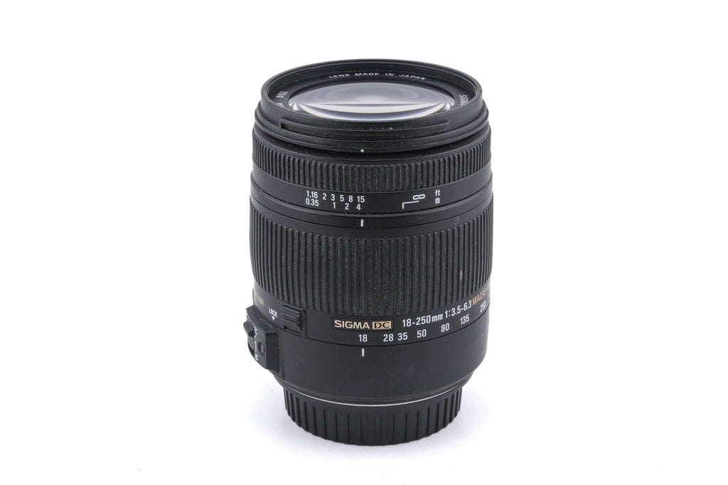 Sigma 18-250mm f3.5-6.3 DC OS Macro HSM